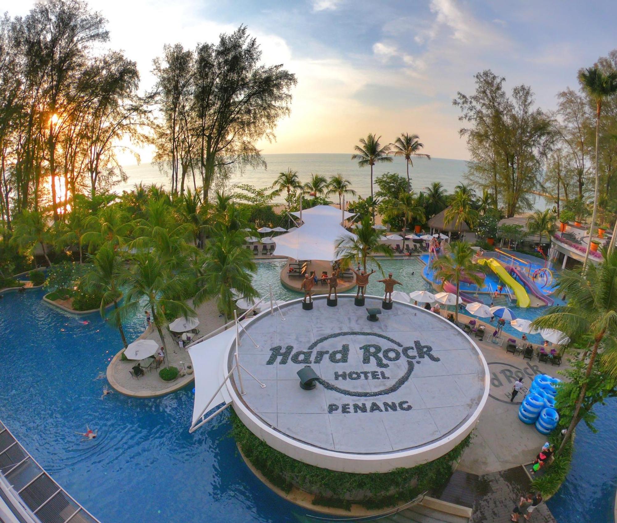Hard Rock Hotel Penang Batu Ferringhi Exterior foto Hard Rock Hotel Penang